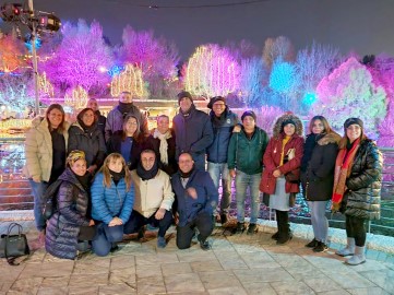 פעילי מתנ"ס גני יער יצאו לטיול גיבוש בירושלים - ראש העיר לוד הפתיע בביקור ובירך